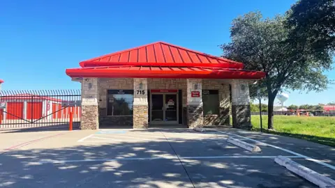 Public Storage in Arlington, TX