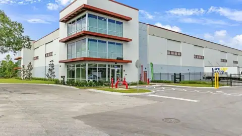 Extra Space Storage in Port St. Lucie, FL