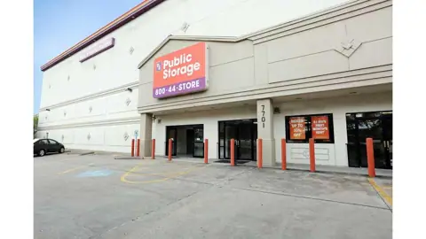 Public Storage photo 2