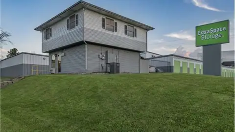 Extra Space Storage in Overland Park, KS