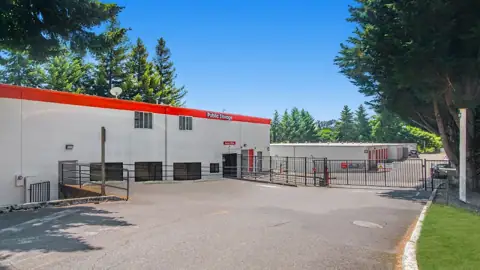 Public Storage in Lake Oswego, OR