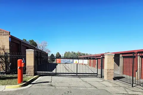 Public Storage photo 2