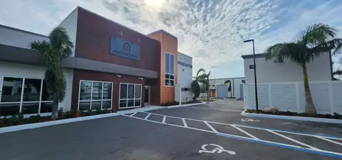 Motocave in St. Petersburg, FL