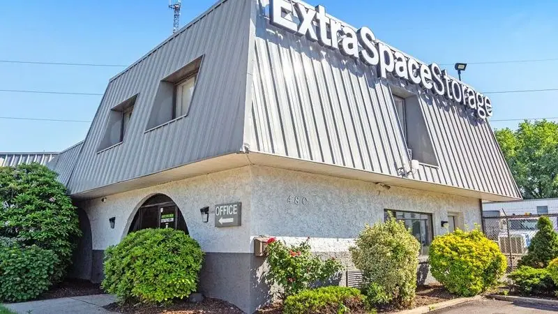 Extra Space Storage, RV storage in Elizabeth