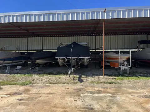 McQueeney RV & Boat Storage in McQueeney, TX