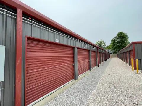 USA Storage Solutions in Cross Lanes, WV