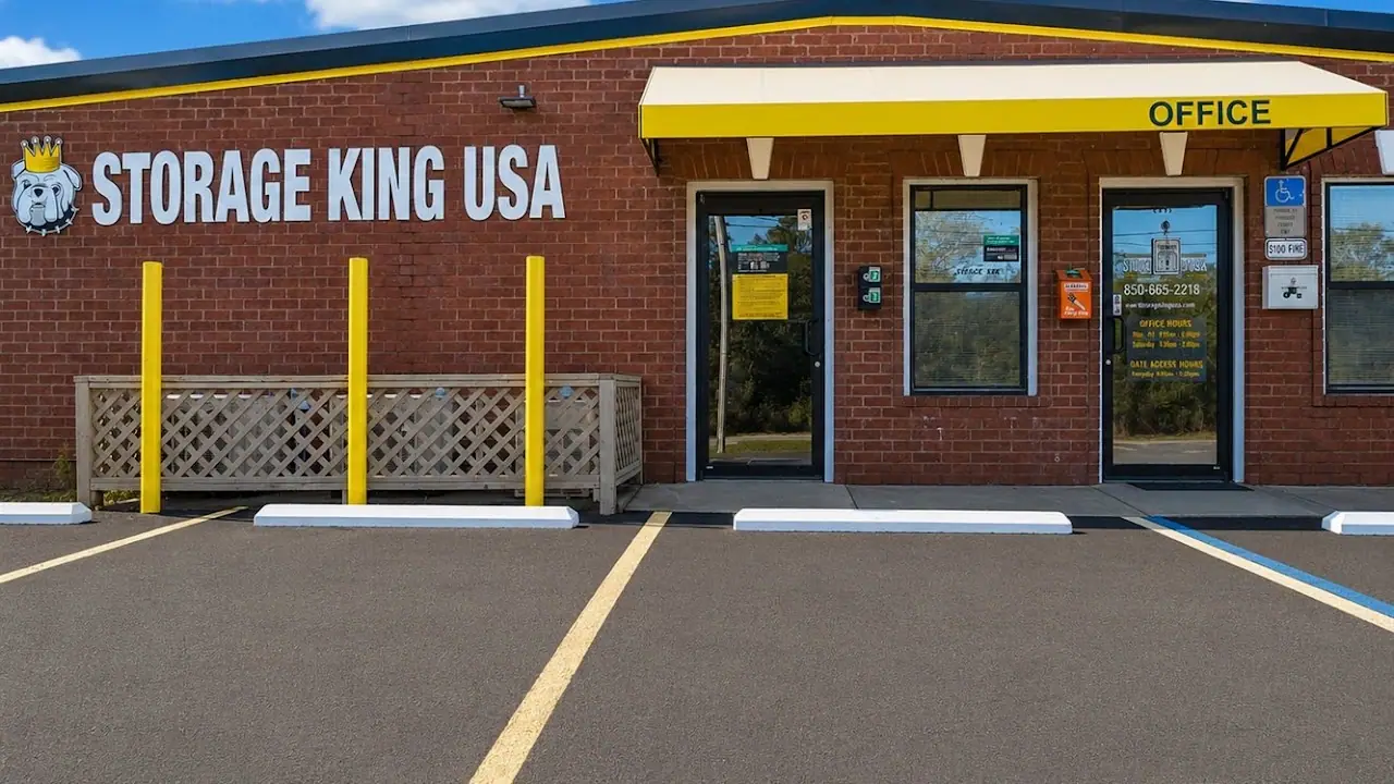 Storage King USA, RV storage in Milton