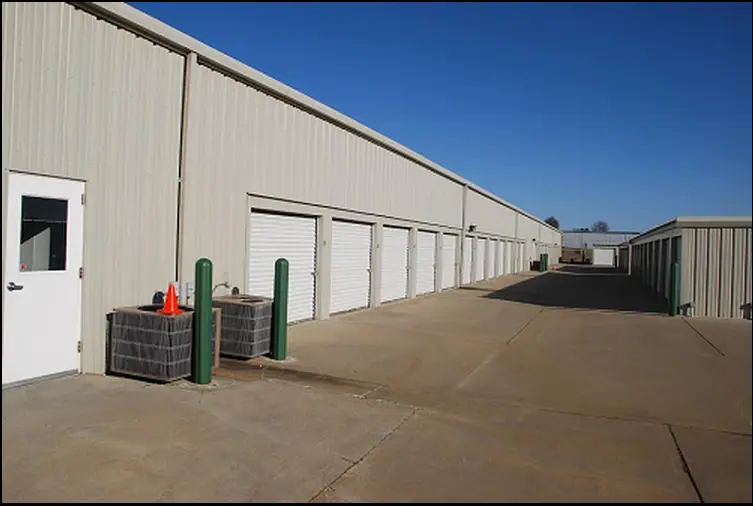 The Storage Place, RV storage in Olathe