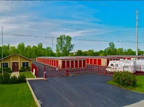 Easy Space Self Storage in Lake Villa, IL
