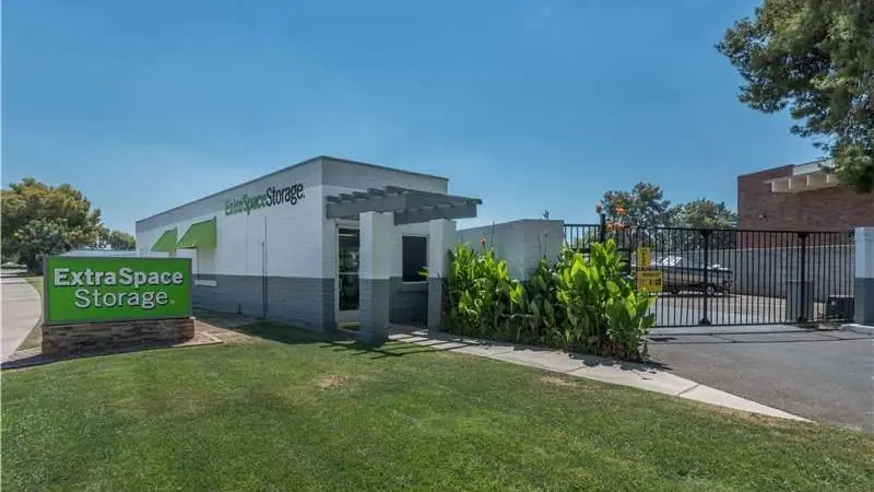 Extra Space Storage, RV storage in Tempe