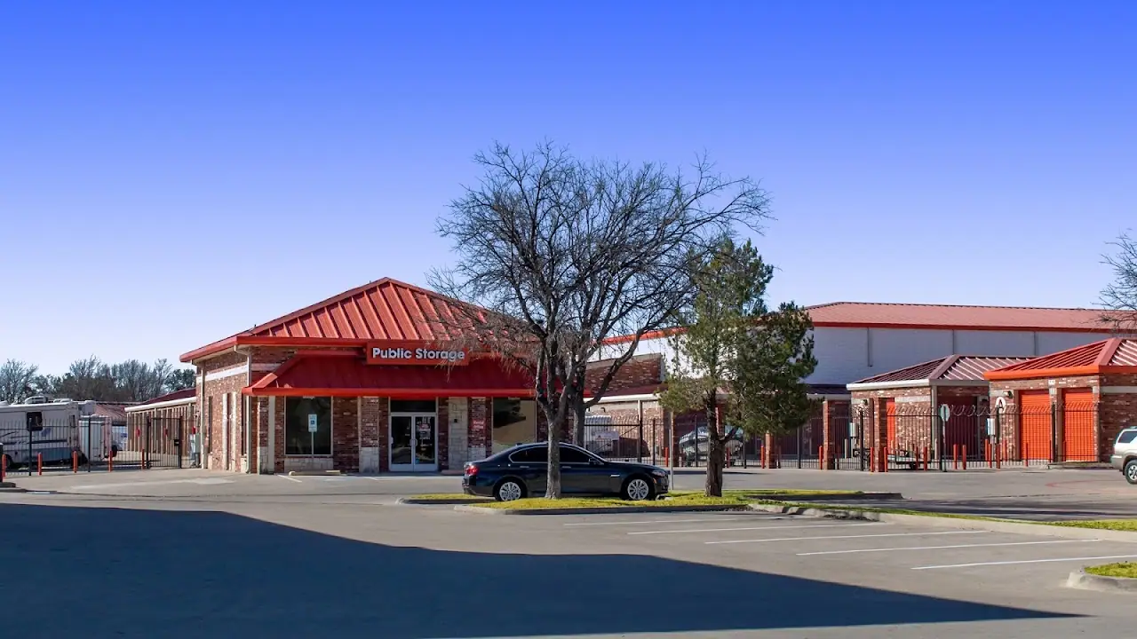 Public Storage, RV storage in Hurst
