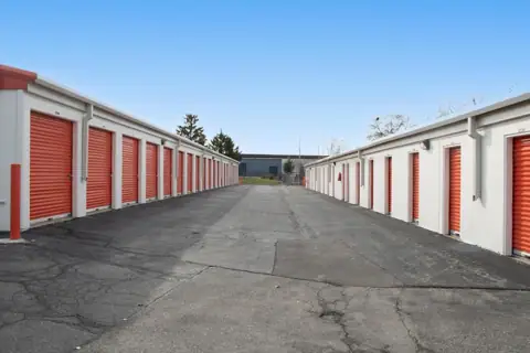 Public Storage photo 2