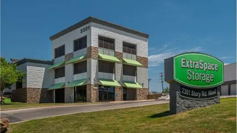 Extra Space Storage in Irving, TX
