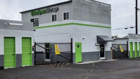 Extra Space Storage in Pomona, CA