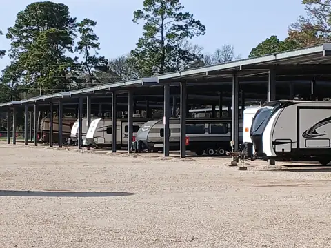 Tejas Hufsmith Boat & RV Storage in Tomball, TX