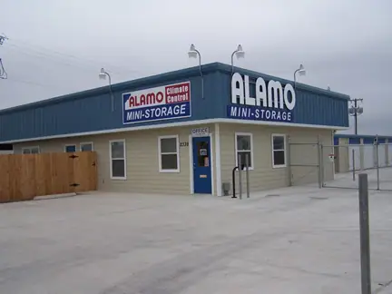Alamo Mini-Storage - Hutto in Hutto, TX