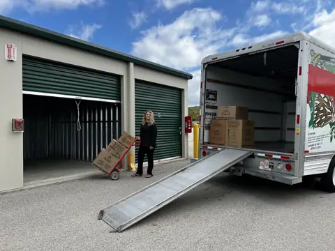 Self-Storage at U-Haul in Romeoville, IL