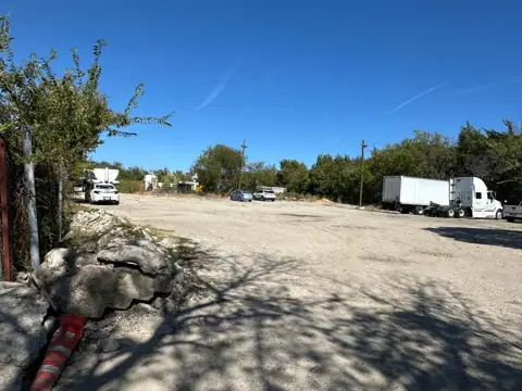 Robert's Truck and RV Storage of Balch Springs in Balch Springs, TX
