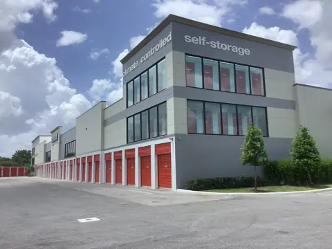 Self-Storage at U-Haul in West Palm Beach, FL
