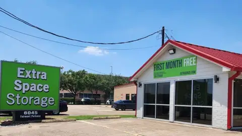 Extra Space Storage in Pasadena, TX