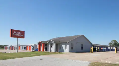 Public Storage in Dickinson, TX