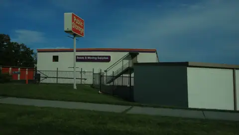 Public Storage photo 2
