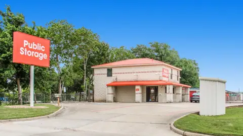 Public Storage photo 2