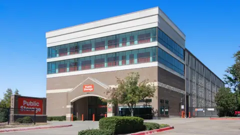 Public Storage in Carrollton, TX