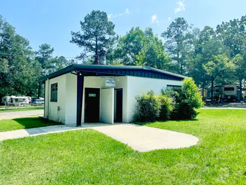 Southern Gates RV Park & Campground in Arabi, GA