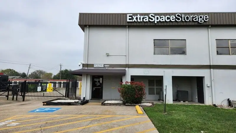 Extra Space Storage, RV storage in La Porte