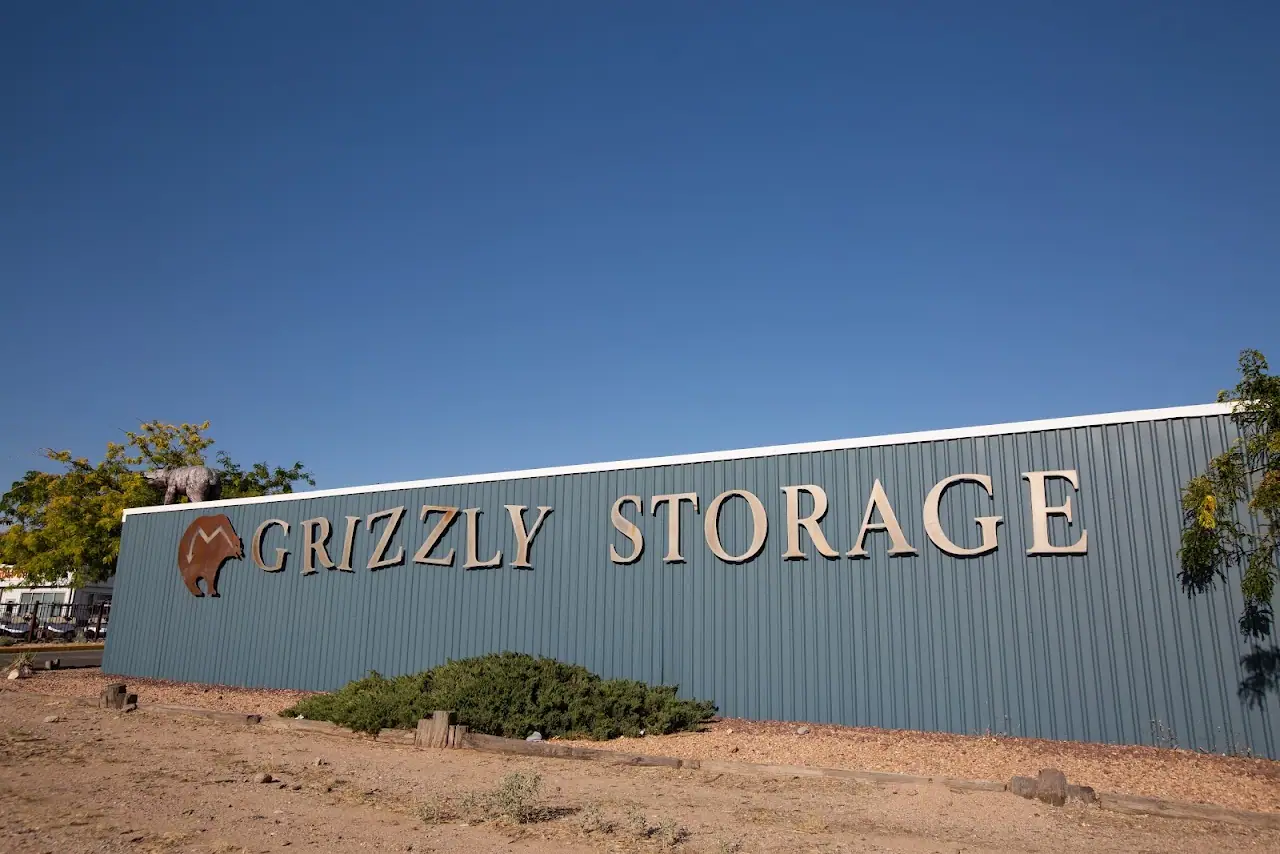 Grizzly Storage, RV storage in Albuquerque
