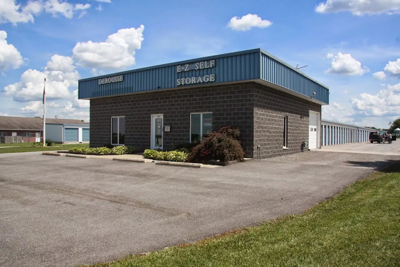 Groves Storage, RV storage in Red Bud