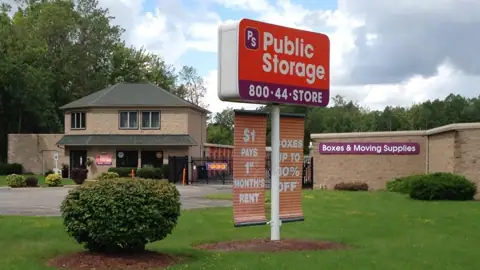 Public Storage in Getzville, NY