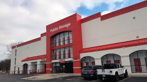 Public Storage in Waukegan, IL