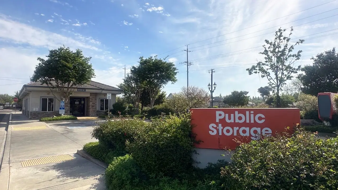 Public Storage, RV storage in Merced