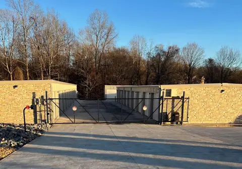 37036 Storage in Charlotte, TN