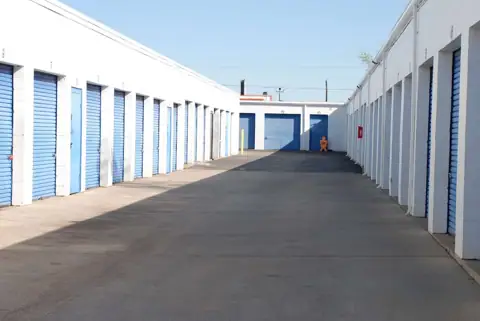 Absolute Self Storage at Maddox in Dallas, TX
