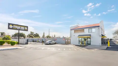 Storage King USA in Phoenix, AZ
