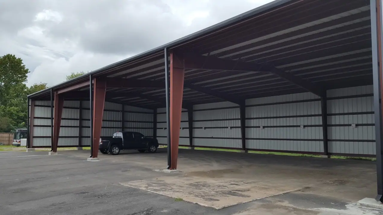 Moore Storage Mall, RV storage in Alvin