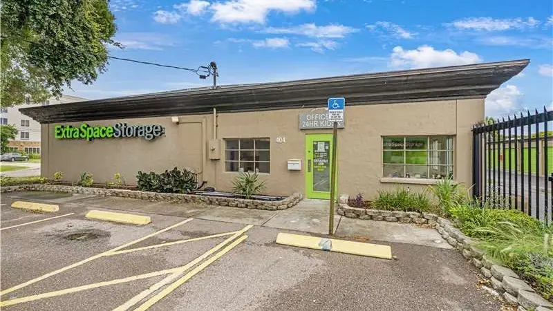 Extra Space Storage, RV storage in Largo