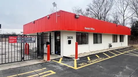 Public Storage in Markham, IL