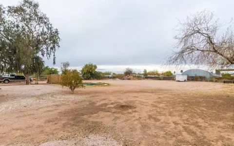 East Florian Avenue RV & Boat Storage in Mesa, AZ