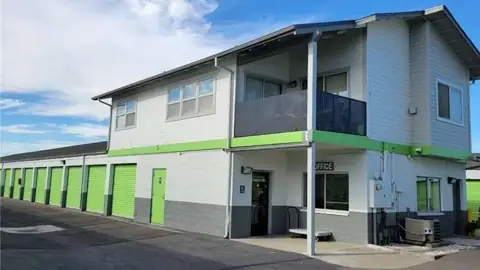 Extra Space Storage in Salinas, CA