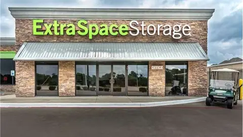 Extra Space Storage in Plano, TX