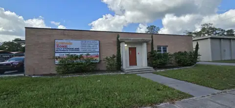 Storage Zone Self Storage and Business Centers in Gainesville, FL
