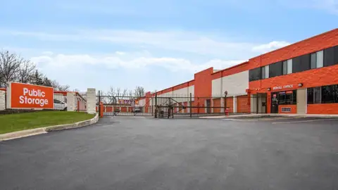 Public Storage in Burr Ridge, IL