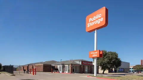 Public Storage in Irving, TX