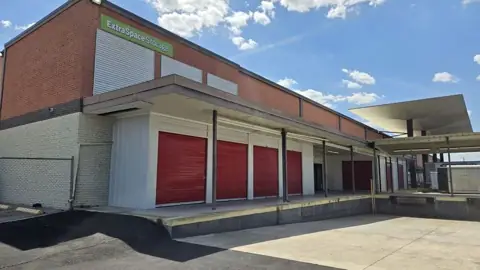 Extra Space Storage in Tampa, FL