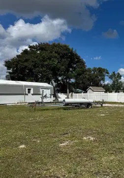 Grand Prix Drive RV & Boat Storage in Sebring, FL