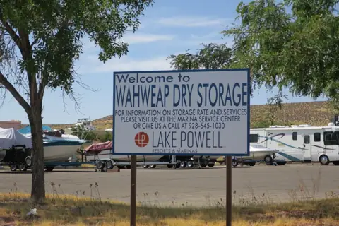Wahweap Dry Storage in Page, AZ
